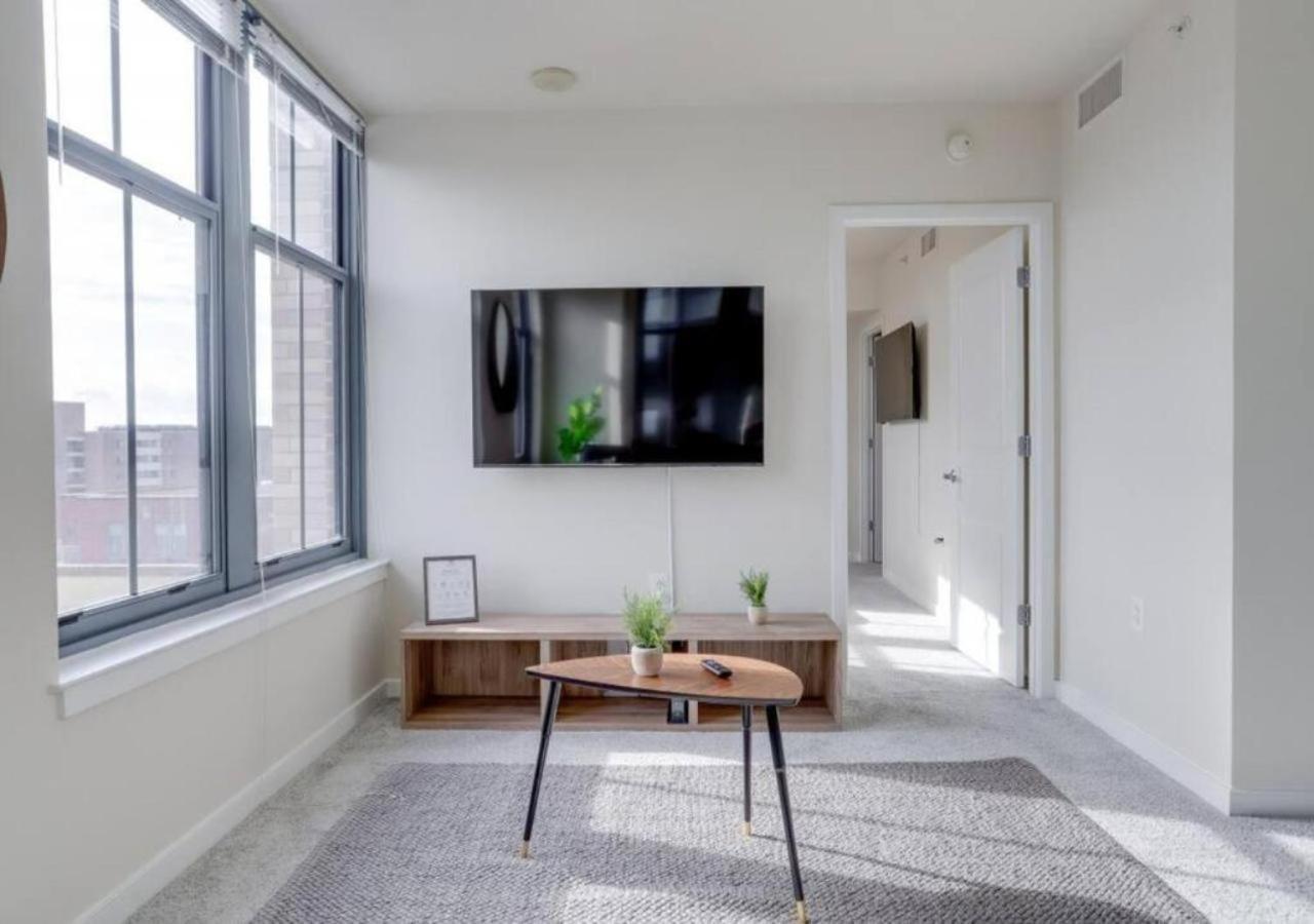 Splendid 2 Bedroom Condo At Pentagon City Арлингтон Экстерьер фото