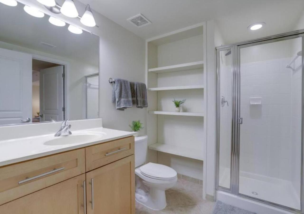 Splendid 2 Bedroom Condo At Pentagon City Арлингтон Экстерьер фото