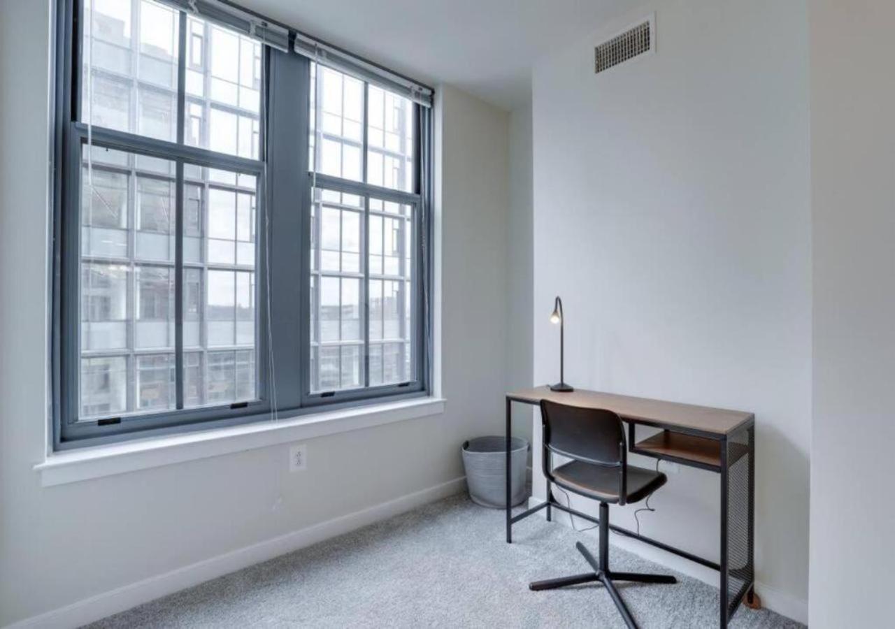 Splendid 2 Bedroom Condo At Pentagon City Арлингтон Экстерьер фото
