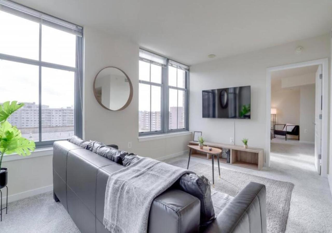 Splendid 2 Bedroom Condo At Pentagon City Арлингтон Экстерьер фото