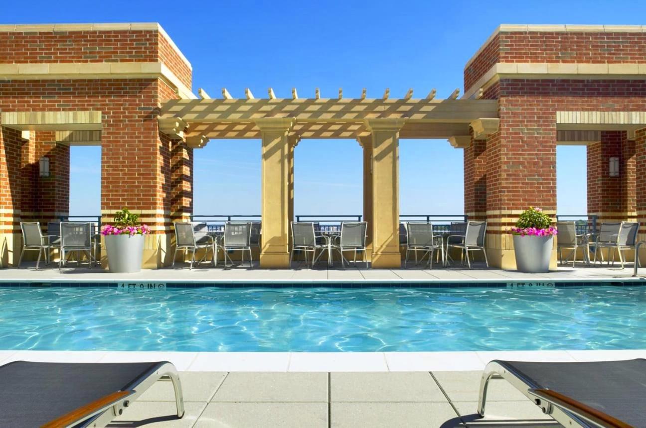 Splendid 2 Bedroom Condo At Pentagon City Арлингтон Экстерьер фото